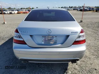 2008 Mercedes-Benz S 550 z VIN WDDNG86X98A210581, wystawiony jako Copart lot #56899455 z przebiegiem 65 763 mil mil oraz Szkoda całkowita • Salvage title. Historia ofert i sprzedaży dostępna na DreamBid. Obrazek 6.