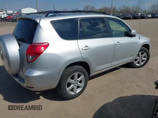2007 Toyota RAV4 Limited with VIN JTMBD31V575101170, listed as a IAAI auction lot 42031400 with 180,415 mi miles. Bid and sale history available at carsss.com. Image 4.