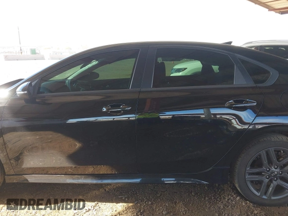 2020 Kia Forte GT-Line with VIN 3KPF34AD4LE167712, listed as a IAAI auction lot 41651073 with 74,086 mi miles. Bid and sale history available at carsss.com. Image 13.
