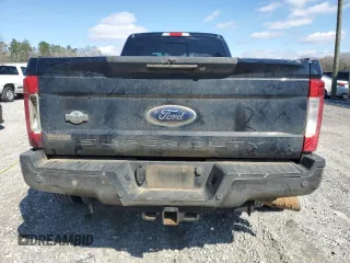 2017 Ford F-350 Lariat z VIN 1FT8W3DT9HED29396, wystawiony jako Copart lot #44615085 z przebiegiem 142 104 mil mil oraz Szkoda całkowita • Salvage title. Historia ofert i sprzedaży dostępna na DreamBid. Obrazek 6.