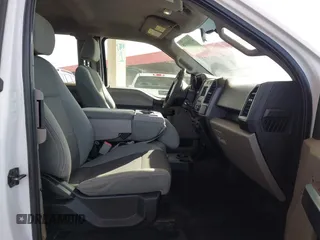2016 Ford F-150 XLT with VIN 1FTEX1EP4GKE60872, listed as a IAAI auction lot 41944125 with 380,127 mi miles. Bid and sale history available at carsss.com. Image 5.
