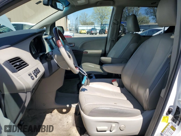 2012 Toyota Sienna XLE with VIN 5TDDK3DC6CS045186, listed as a Copart auction lot 51978615 with 192,105 mi miles and Clean Title. Bid and sale history available at carsss.com. Image 7.