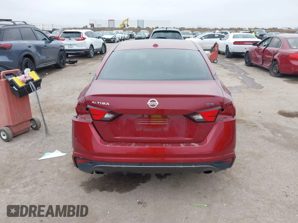 2019 Nissan Altima 2.5 SR with VIN 1N4BL4CV8KC130694, listed as a IAAI auction lot 41470674 with 44,827 mi miles. Bid and sale history available at carsss.com. Image 16.
