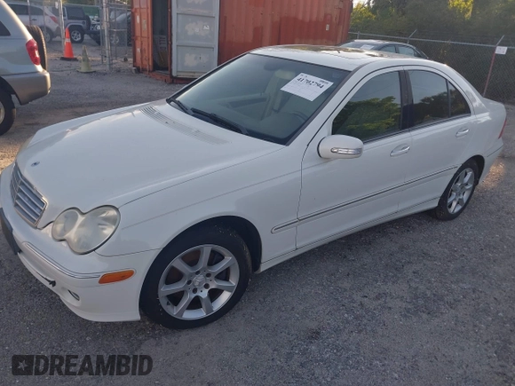 2007 Mercedes-Benz C 280 Luxury with VIN WDBRF54H47A935172, listed as a IAAI auction lot 41702794 with 138,889 mi miles and . Bid and sale history available at DreamBid. Image 2.