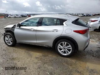 2018 Infiniti QX30 Premium with VIN SJKCH5CP0JA048053, listed as a Copart auction lot 48202385 with 90,578 mi miles and Salvage title. Bid and sale history available at DreamBid. Image 2.