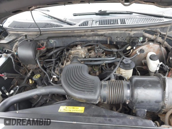 1999 Ford F-150 XL with VIN 1FTRX17L8XNA16906, listed as a IAAI auction lot 41945377 with 249,475 mi miles. Bid and sale history available at carsss.com. Image 10.