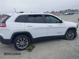 2019 Jeep Cherokee Latitude Plus with VIN 1C4PJLLN5KD171875, listed as a IAAI auction lot 41522475 with 82,161 mi miles. Bid and sale history available at carsss.com. Image 12.