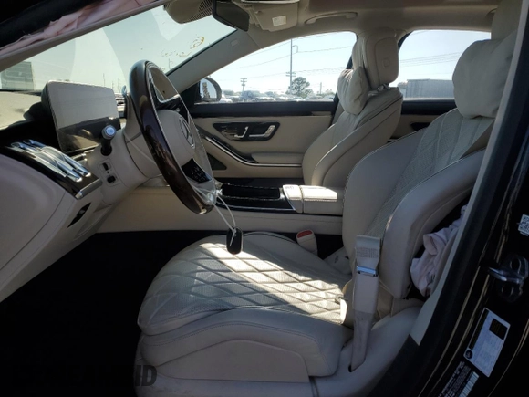 2021 Mercedes-Benz S 580 with VIN W1K6G7GB2MA045758, listed as a Copart auction lot 51275465 with 23,607 mi miles and Salvage Title. Bid and sale history available at DreamBid. Image 7.