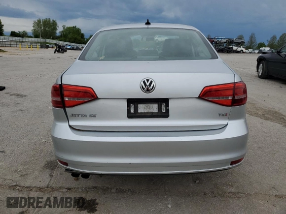 2015 Volkswagen Jetta SE с VIN 3VWD17AJ1FM311745, выставлен на аукционе Copart как лот 55936435 с пробегом 79 819 миль миль и Списание • Salvage title. История ставок и продаж доступна на DreamBid. Изображение 6.