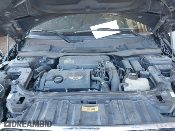 2014 MINI Countryman S with VIN WMWZC5C57EWP39919, listed as a IAAI auction lot 41613909 with 139,138 mi miles and . Bid and sale history available at DreamBid. Image 10.