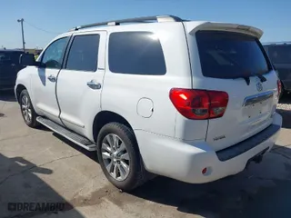 2008 Toyota Sequoia Ltd with VIN 5TDBY68A48S003901, listed as a IAAI auction lot 41776958 with 346,705 mi miles. Bid and sale history available at carsss.com. Image 3.