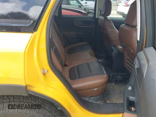 2022 Ford Bronco Sport Badlands z VIN 3FMCR9D97NRD33203, wystawiony jako IAAI lot #41951768 z przebiegiem 44 216 mil mil oraz . Historia ofert i sprzedaży dostępna na DreamBid. Obrazek 8.