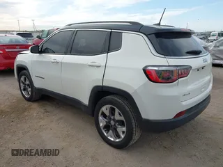 2019 Jeep Compass Limited z VIN 3C4NJDCB7KT678838, wystawiony jako IAAI lot #42193400 z przebiegiem 88 385 mil mil oraz . Historia ofert i sprzedaży dostępna na DreamBid. Obrazek 3.