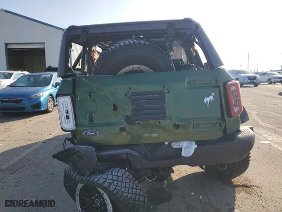 2024 Ford Bronco Badlands with VIN 1FMEE9BP7RLB04871, listed as a Copart auction lot 82610284 with 915 mi miles and Salvage Title. Bid and sale history available at carsss.com. Image 6.