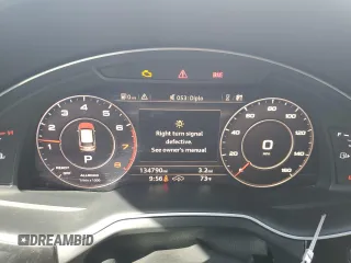 2017 Audi Q7 Prestige z VIN WA1VAAF74HD000563, wystawiony jako Copart lot #57664935 z przebiegiem 134 790 mil mil oraz Czysty tytuł • Clean title. Historia ofert i sprzedaży dostępna na DreamBid. Obrazek 9.