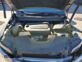2019 Jeep Cherokee Latitude Plus with VIN 1C4PJMLB5KD195394, listed as a Copart auction lot 43544405 with 61,513 mi miles and Clean Title. Bid and sale history available at carsss.com. Image 12.