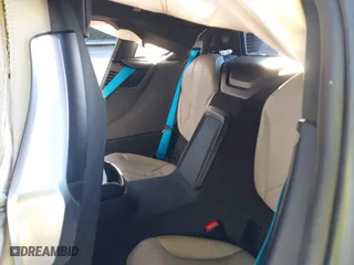 2015 BMW i8 with VIN WBY2Z2C51FV392854, listed as a IAAI auction lot 41282895 with 77,533 mi miles. Bid and sale history available at carsss.com. Image 8.