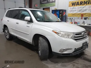 2013 Toyota Highlander Limited with VIN 5TDDK3EH6DS251104, listed as a IAAI auction lot 42605817 with 131,720 mi miles and . Bid and sale history available at DreamBid. Image 1.