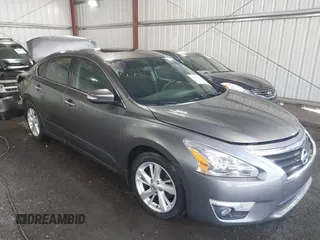 2015 Nissan Altima 2.5 S with VIN 1N4AL3AP8FC269224, listed as a IAAI auction lot 42021842 with 211,816 mi miles and . Bid and sale history available at carsss.com. Image 1.