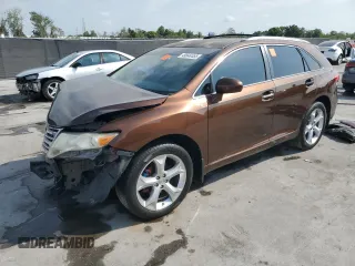 2010 Toyota Venza with VIN 4T3ZK3BB5AU021392, listed as a Copart auction lot 49544455 with 181,656 mi miles and Salvage Title. Bid and sale history available at carsss.com. Image 1.