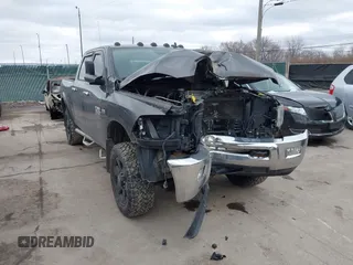 2015 Ram 2500 SLT with VIN 3C6TR5DTXFG611461, listed as a IAAI auction lot 41730420 with 163,581 mi miles. Bid and sale history available at carsss.com. Image 1.