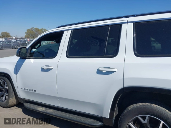 2024 Jeep Wagoneer Series III with VIN 1C4SJVDP9RS104904, listed as a IAAI auction lot 41912274 with 46,799 mi miles and . Bid and sale history available at DreamBid. Image 14.