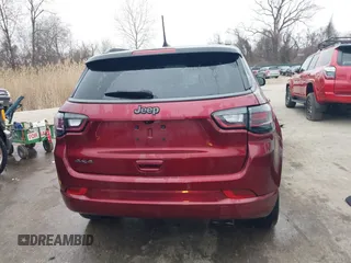 2022 Jeep Compass High Altitude with VIN 3C4NJDCB8NT157535, listed as a IAAI auction lot 41752395 with 30,464 mi miles and . Bid and sale history available at DreamBid. Image 16.