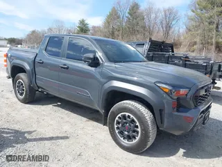 2024 Toyota Tacoma 4WD SR5 with VIN 3TYLB5JN9RT007963, listed as a IAAI auction lot 41716425 with 11,313 mi miles. Bid and sale history available at carsss.com. Image 1.