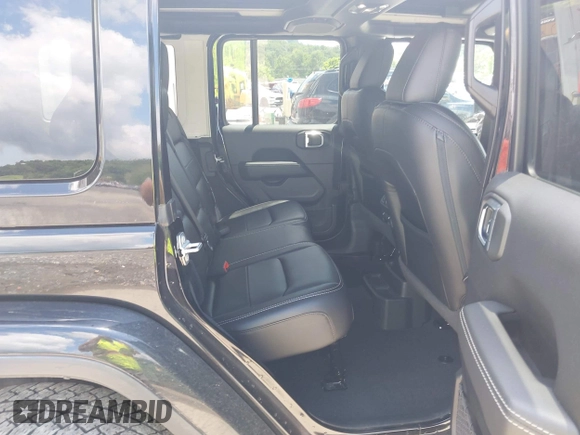 2021 Jeep Wrangler Unlimited Sahara with VIN 1C4HJXEN4MW610287, listed as a IAAI auction lot 42538525 with 24,861 mi miles and . Bid and sale history available at DreamBid. Image 8.