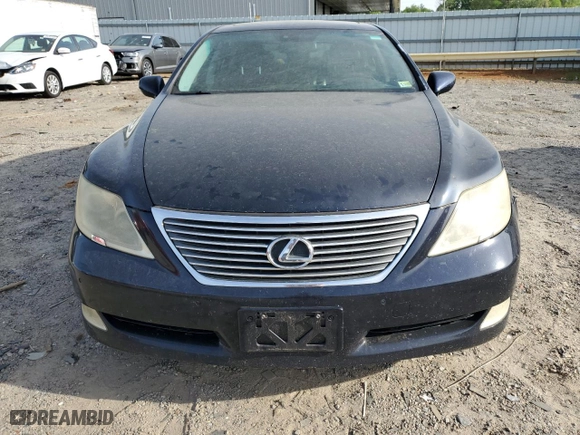 2008 Lexus LS 460 with VIN JTHBL46F685055861, listed as a Copart auction lot 53752015 with 303,742 mi miles and Clean Title. Bid and sale history available at carsss.com. Image 5.