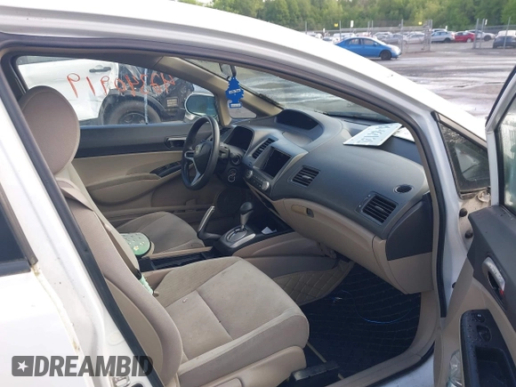 2009 Honda Civic LX z VIN 2HGFA16569H342000, wystawiony jako IAAI lot #42340919 z przebiegiem 214 370 mil mil oraz . Historia ofert i sprzedaży dostępna na DreamBid. Obrazek 5.