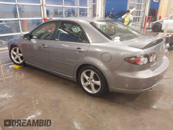 2008 Mazda 6 i Sport VE with VIN 1YVHP80C385M19167, listed as a IAAI auction lot 41282729 with 203,185 mi miles. Bid and sale history available at carsss.com. Image 3.