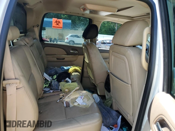 2010 Chevrolet Avalanche LTZ with VIN 3GNVKGE09AG250035, listed as a Copart auction lot 58019804 with 193,509 mi miles and Salvage Title. Bid and sale history available at carsss.com. Image 10.
