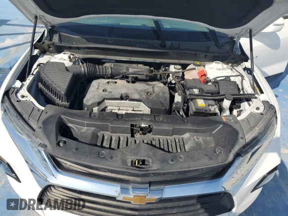 2020 Chevrolet Blazer LT z VIN 3GNKBBRA2LS587557, wystawiony jako Copart lot #44533965 z przebiegiem Nie podano mil oraz Nie do naprawy • Non repairable. Historia ofert i sprzedaży dostępna na DreamBid. Obrazek 12.