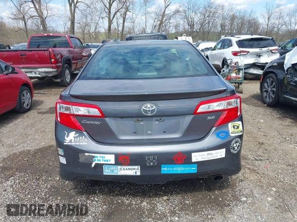 2014 Toyota Camry L with VIN 4T1BF1FK1EU370455, listed as a IAAI auction lot 41887561 with 203,798 mi miles. Bid and sale history available at carsss.com. Image 16.