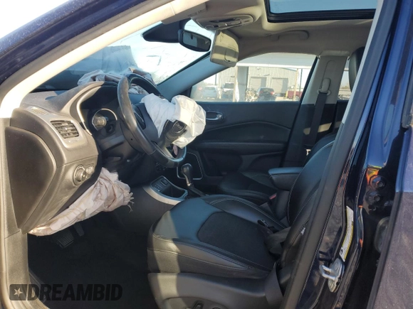 2018 Jeep Compass Latitude with VIN 3C4NJCBB0JT318692, listed as a Copart auction lot 49394515 with 0 mi miles and Salvage Title. Bid and sale history available at carsss.com. Image 7.