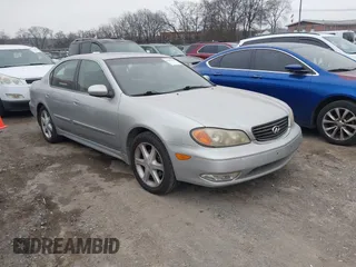 2004 Infiniti I35 with VIN JNKDA31A04T212973, listed as a IAAI auction lot 41495760 with 143,328 mi miles. Bid and sale history available at carsss.com. Image 1.