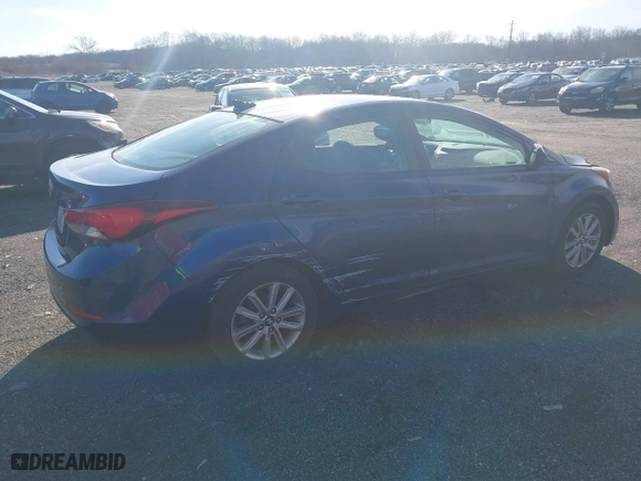 2016 Hyundai Elantra SE with VIN 5NPDH4AE1GH720562, listed as a IAAI auction lot 41723971 with 82,573 mi miles. Bid and sale history available at carsss.com. Image 4.