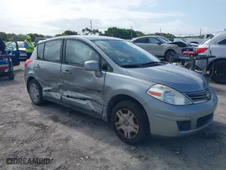 2011 Nissan Versa 1.8 SL with VIN 3N1BC1CP3BL402120, listed as a IAAI auction lot 42006620 with 147,023 mi miles. Bid and sale history available at carsss.com. Image 1.