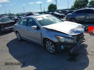 2010 Honda Accord EX-L z VIN 1HGCP2F85AA173494, wystawiony jako IAAI lot #42306777 z przebiegiem Nie podano mil oraz . Historia ofert i sprzedaży dostępna na DreamBid. Obrazek 1.