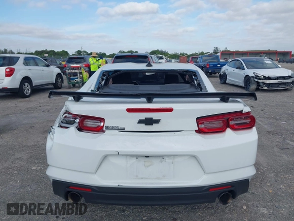 2021 Chevrolet Camaro 1LS z VIN 1G1FB1RX1M0101783, wystawiony jako IAAI lot #42095549 z przebiegiem 61 395 mil mil oraz . Historia ofert i sprzedaży dostępna na DreamBid. Obrazek 16.