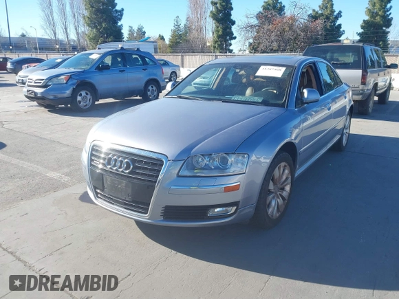 2009 Audi A8 z VIN WAULV94E09N003356, wystawiony jako IAAI lot #41387468 z przebiegiem 101 926 mil mil oraz . Historia ofert i sprzedaży dostępna na DreamBid. Obrazek 2.