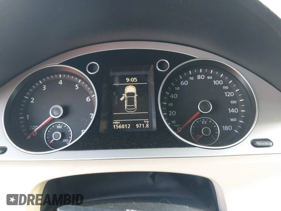 2011 Volkswagen CC Sport with VIN WVWMN7AN5BE719367, listed as a IAAI auction lot 41900740 with 156,012 mi miles. Bid and sale history available at carsss.com. Image 7.