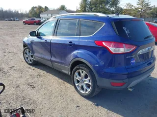 2015 Ford Escape Titanium with VIN 1FMCU9JX2FUA35895, listed as a IAAI auction lot 41687727 with 117,233 mi miles. Bid and sale history available at carsss.com. Image 3.
