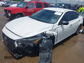 2024 Nissan Altima SV with VIN 1N4BL4DV0RN350117, listed as a IAAI auction lot 42582517 with 5,180 mi miles and . Bid and sale history available at DreamBid. Image 2.