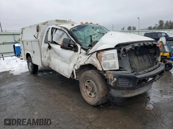 2011 Ford F-350 z VIN 1FD7X3F68BEA96212, wystawiony jako Copart lot #44791715 z przebiegiem Nie podano mil oraz Szkoda całkowita • Salvage title. Historia ofert i sprzedaży dostępna na DreamBid. Obrazek 4.