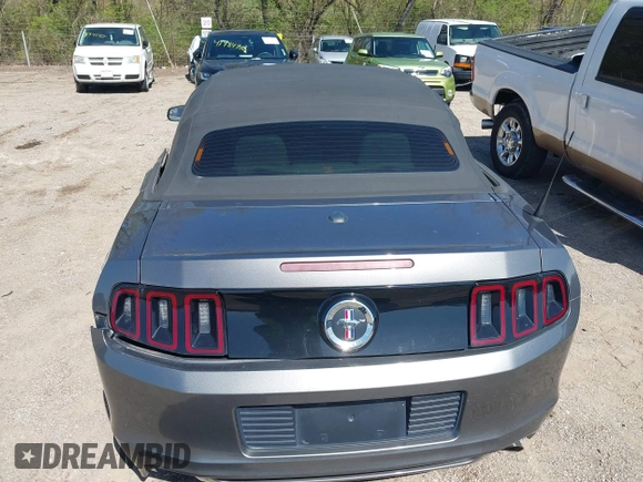 2014 Ford Mustang V6 with VIN 1ZVBP8EM2E5293227, listed as a IAAI auction lot 41987919 with 70,871 mi miles. Bid and sale history available at carsss.com. Image 19.