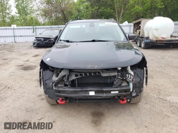 2017 Jeep Compass Trailhawk z VIN 3C4NJDDB4HT649028, wystawiony jako Copart lot #58652795 z przebiegiem 70 630 mil mil oraz Szkoda całkowita • Salvage title. Historia ofert i sprzedaży dostępna na DreamBid. Obrazek 5.