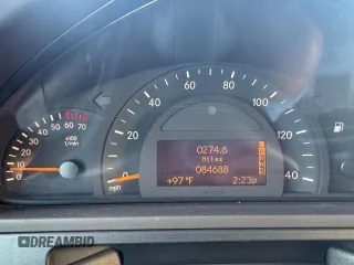 2003 Mercedes-Benz G-Class with VIN WDCYR49E33X130998, listed as a Copart auction lot 48437415 with 84,688 mi miles and Clean Title. Bid and sale history available at carsss.com. Image 8.