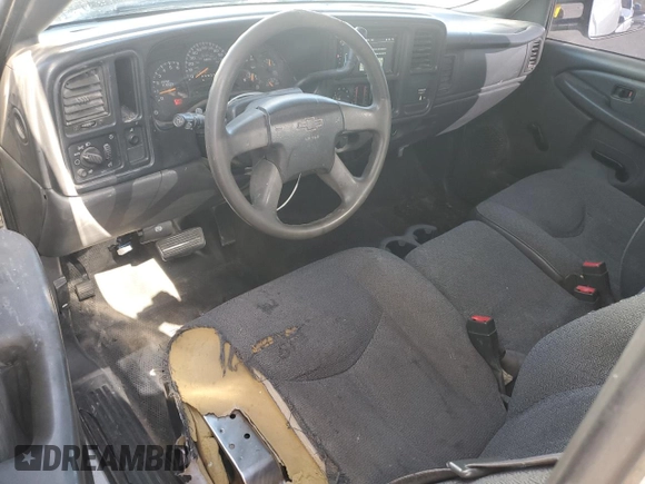 2007 Chevrolet Silverado 2500 z VIN 1GBHC24U57E165823, wystawiony jako Copart lot #44627995 z przebiegiem 311 160 mil mil oraz Szkoda całkowita • Salvage title. Historia ofert i sprzedaży dostępna na DreamBid. Obrazek 8.